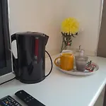 Ensuite Room In Family Home Sketty 5